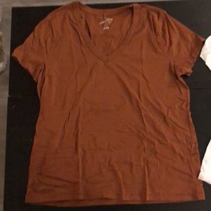 ✨V Neck T-Shirt 👚👚✨